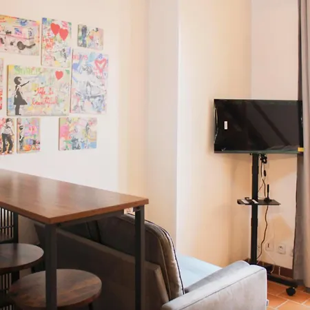 Appartamento Charming Quiet In